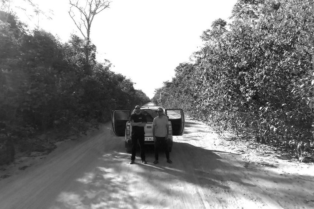 amaz_founders_truck